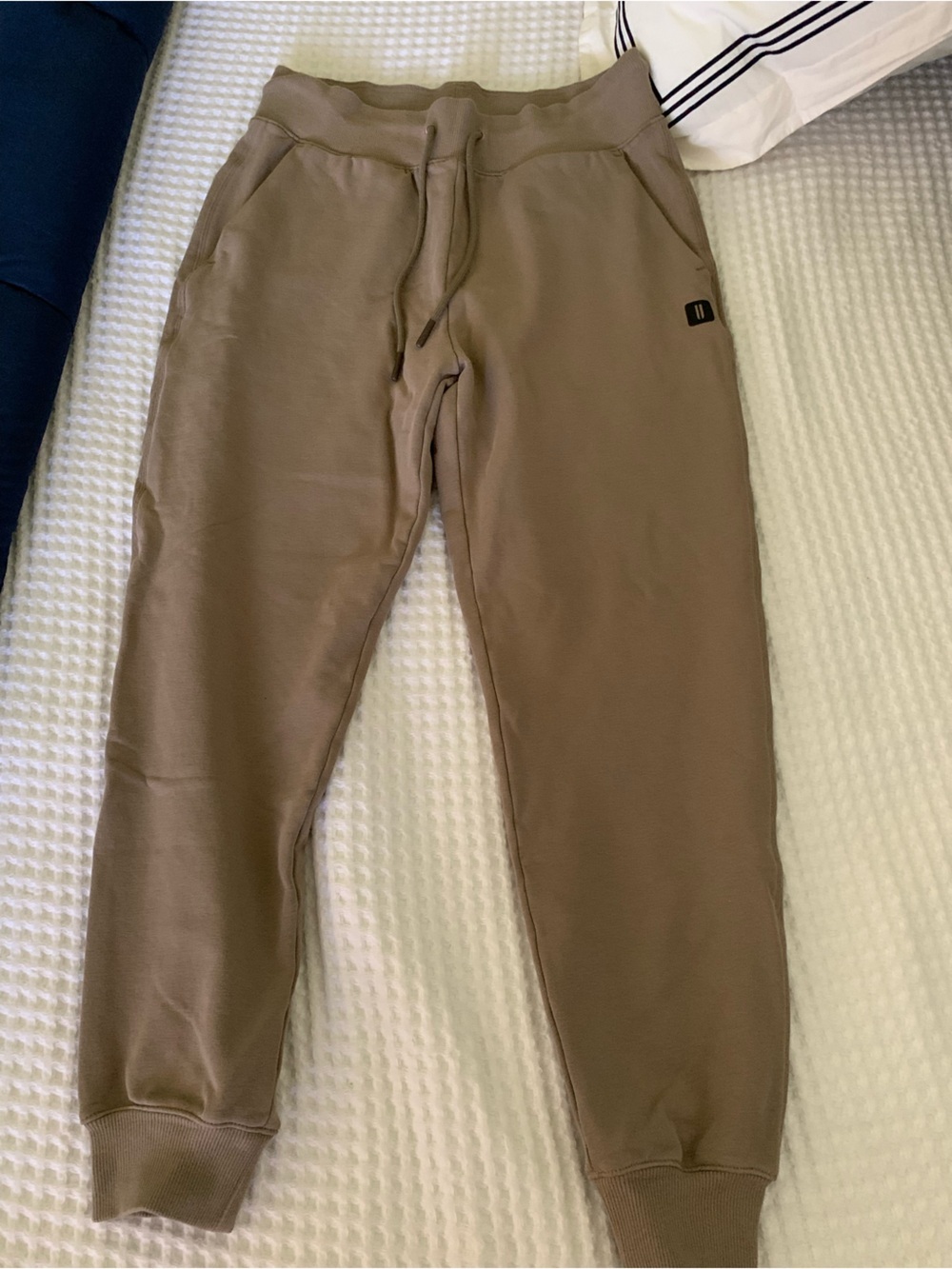 NOBULL Men's Joggers in Taupe size Medium
